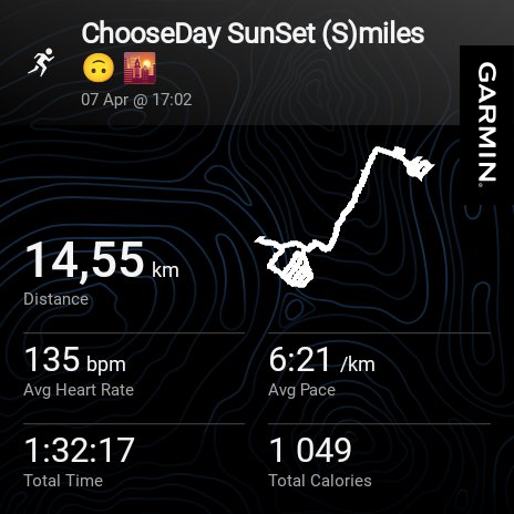Baba_ka_Peanut's tweet photo. Sunset state of mind.๐๐๐ฝ๐
#ChasingSunset ๐
#Runderful๐ #Consistency๐ค๐พ #IpaintedMyRun ๐จ https://t.co/JGmMi9y3fI