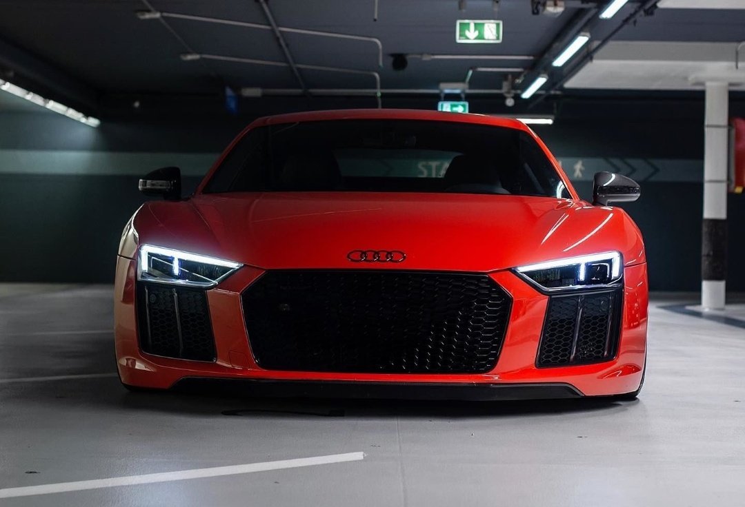 WorldWideCarsTM's tweet image. Audi R8 V10 Plus