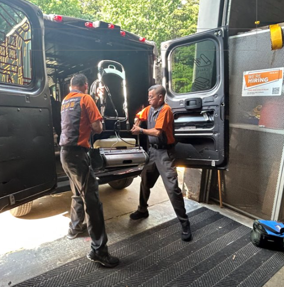 solid_care's tweet photo. It takes more than the right equipment—it takes the right team.

From load-in to execution, our crews work together to get the job done safely and efficiently.

#TeamSOLID #SurfaceCare #FacilityManagement #WorkInAction https://t.co/QLAvN9HS4i