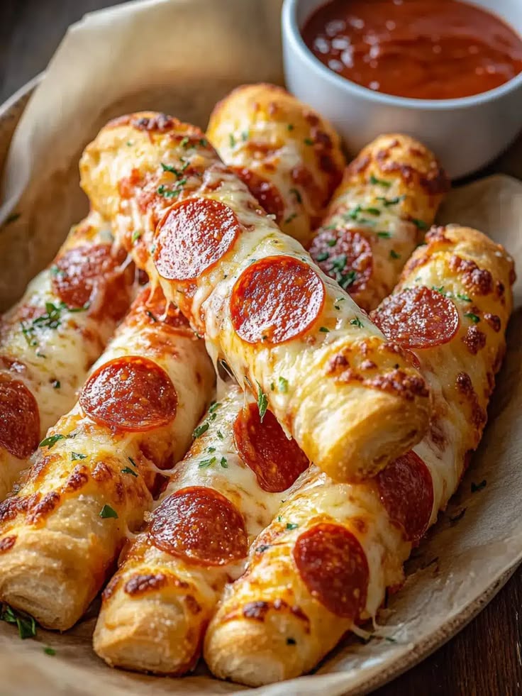 ‎🅖🅤🅔🅢🅢 tweet media