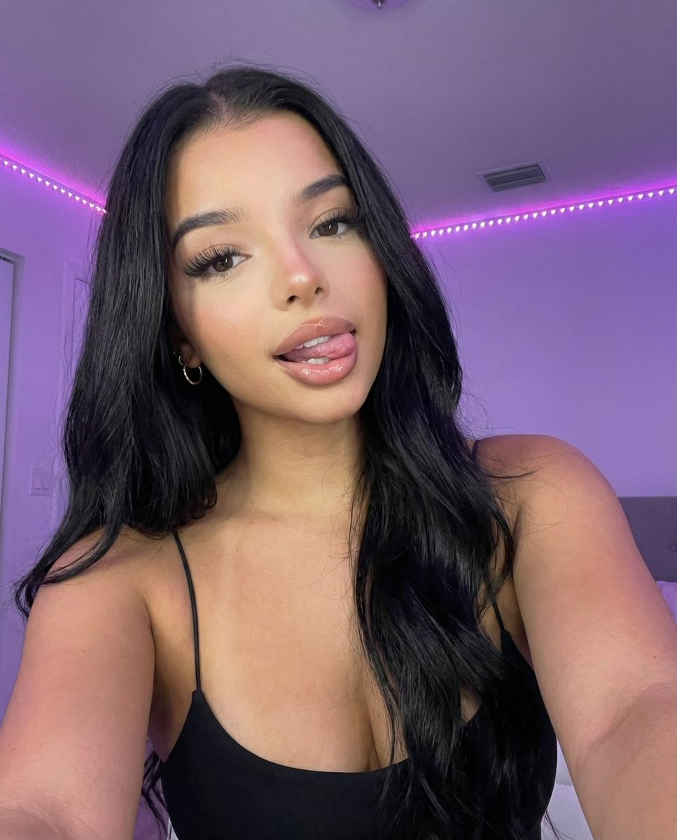 rosy ⚡︎ tweet media