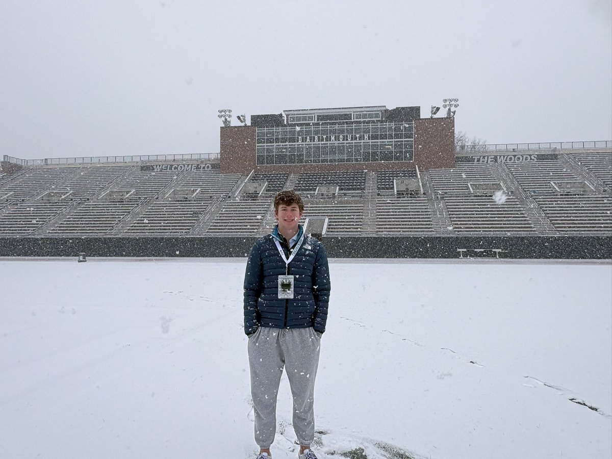 Sowa_JE's tweet photo. Loved visiting @DartmouthFTBL today. Thank you @coachirishodea for showing me around and a big thanks to all of the coaching staff for the hospitality! 
@CoachDaft @Coach_McCorkle @CoachMcGuire_ @coachcilumba @TXPrivateFBGuy @TXPSMedia @LoneStarPrepsTX https://t.co/UvBZ3fw47I