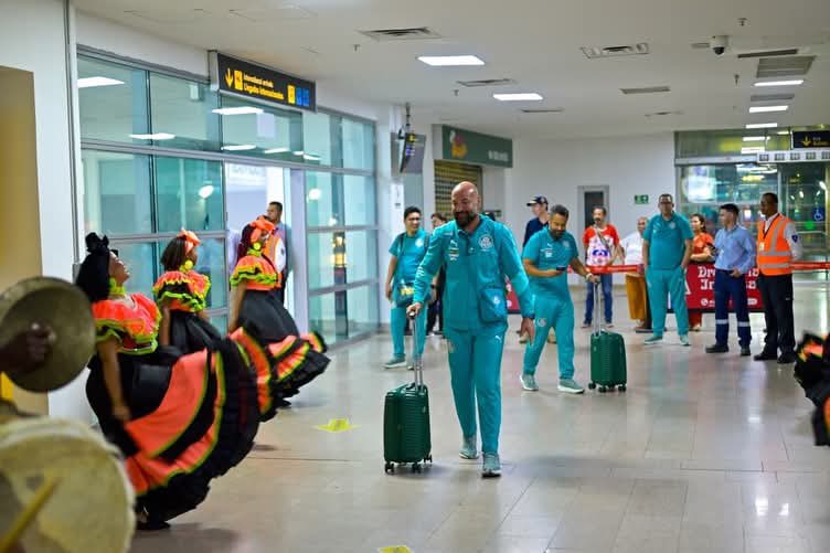 Saque de Meta tweet media