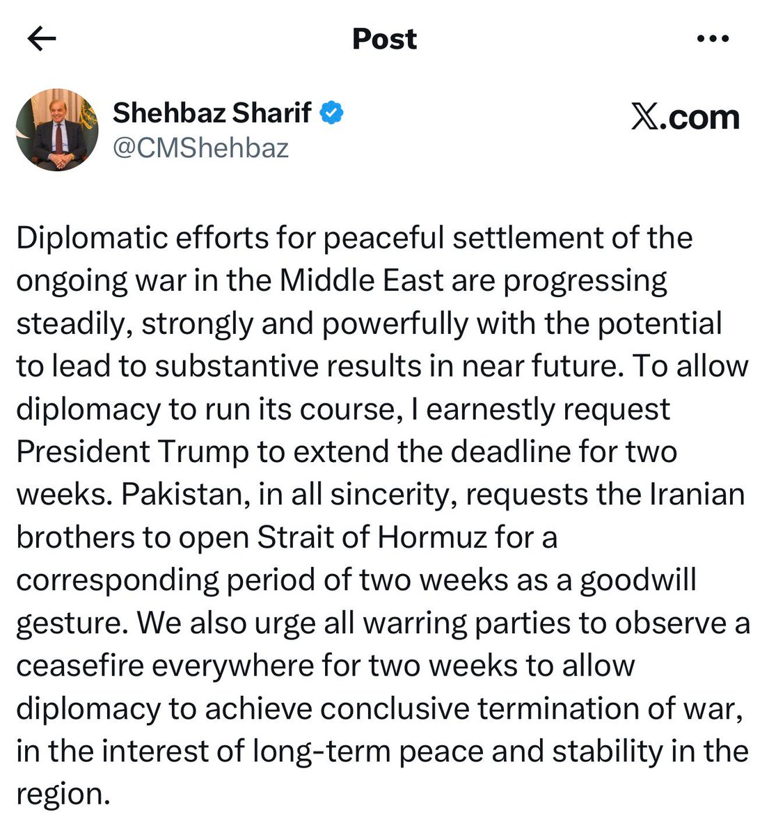 summandar01's tweet image. وزیراعظم شہباز شریف کی مشرق وسطیٰ میں امن کے لیے اہم سفارتی پکار۔ انہوں نے علاقائی استحکام اور جنگ کے مستقل خاتمے کے لیے صدر ٹرمپ سے ڈیڈ لائن میں توسیع اور ایران سے آبنائے ہرمز کھولنے کی اپیل کی ہے۔ امن ہی واحد راستہ ہے! 
#MiddleEastPeace #PakistanGlobalRole #Diplomacy