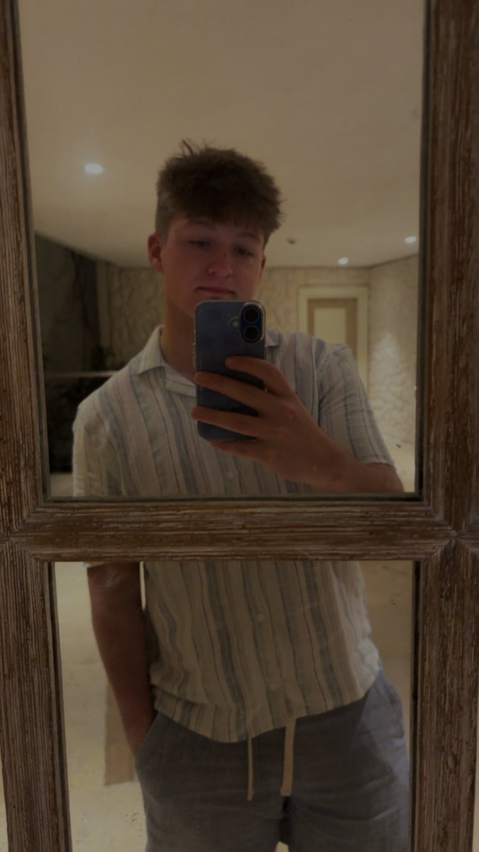 james ⸆⸉ tweet media