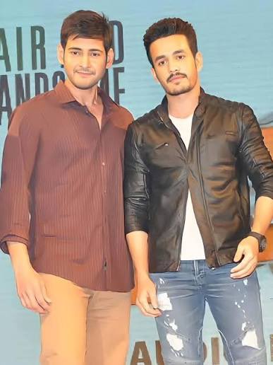 SrinuThePrince's tweet image. Happy birthday, 🎉🎊 🎂 Akhil 

#AA𓃵 #Lenin