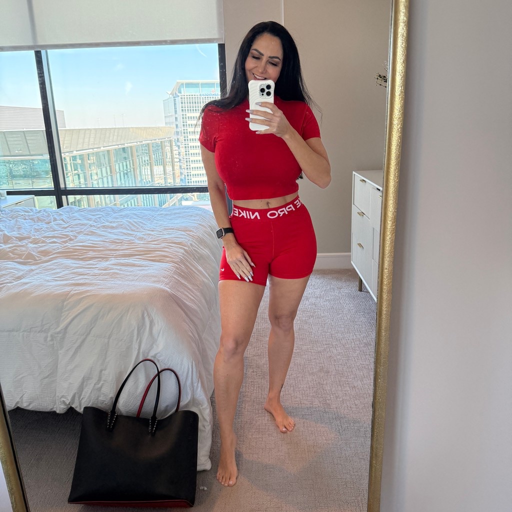 AvaAddams back up tweet media