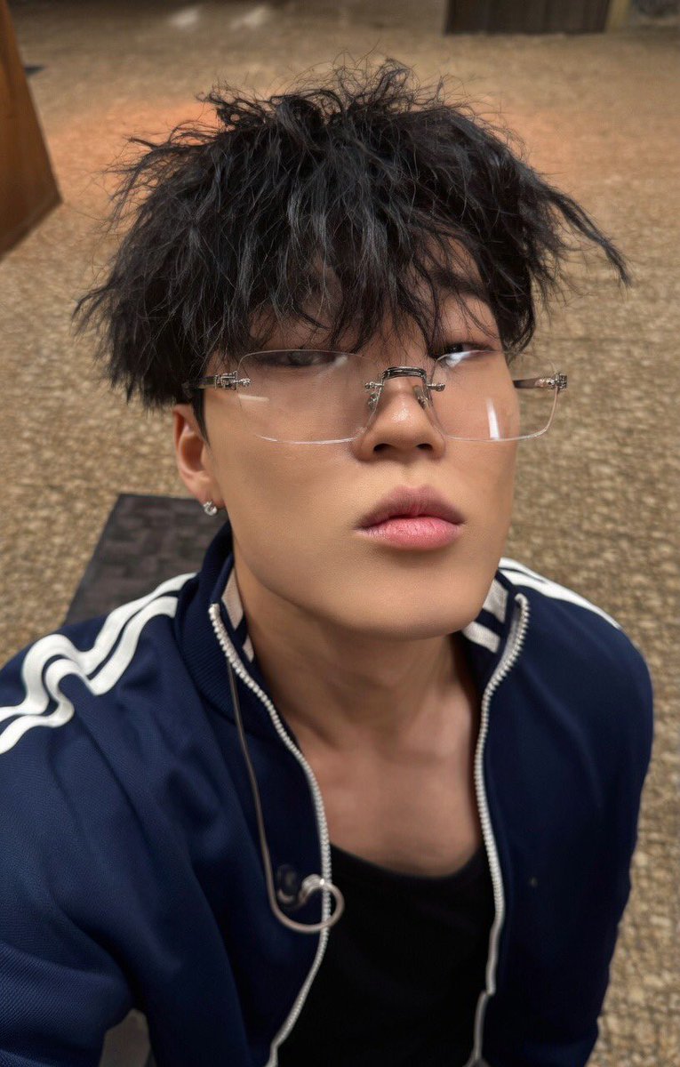 금이빨고블린개순이 tweet media