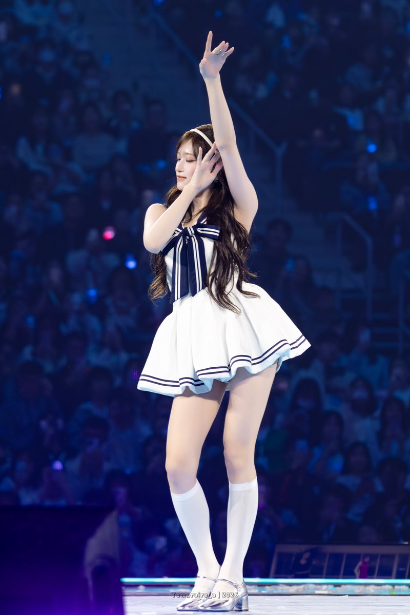 hourly__leeseo's tweet image. #이서 #LEESEO #아이브 #IVE