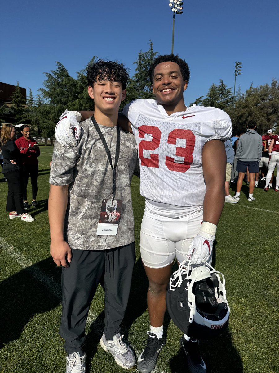 Jmeas_34's tweet photo. Had a great time at @StanfordFball yesterday! Loved meeting all of the staff and watching some great players up close!
@coachtpritchard @StanfordRivals @stanfballupdate @CaptAndrewLuck @Coach_Lindgren @CoachTBar @wassie_lugolobi @1daviswarren2 @KevinThomsonX https://t.co/odNDXOeO9G