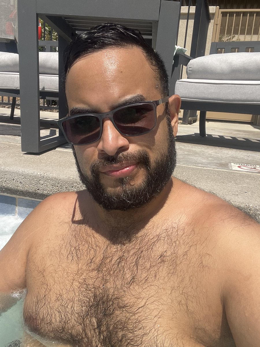 BearPear Gayming tweet media