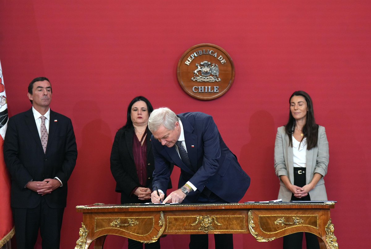 José Antonio Kast Rist tweet media