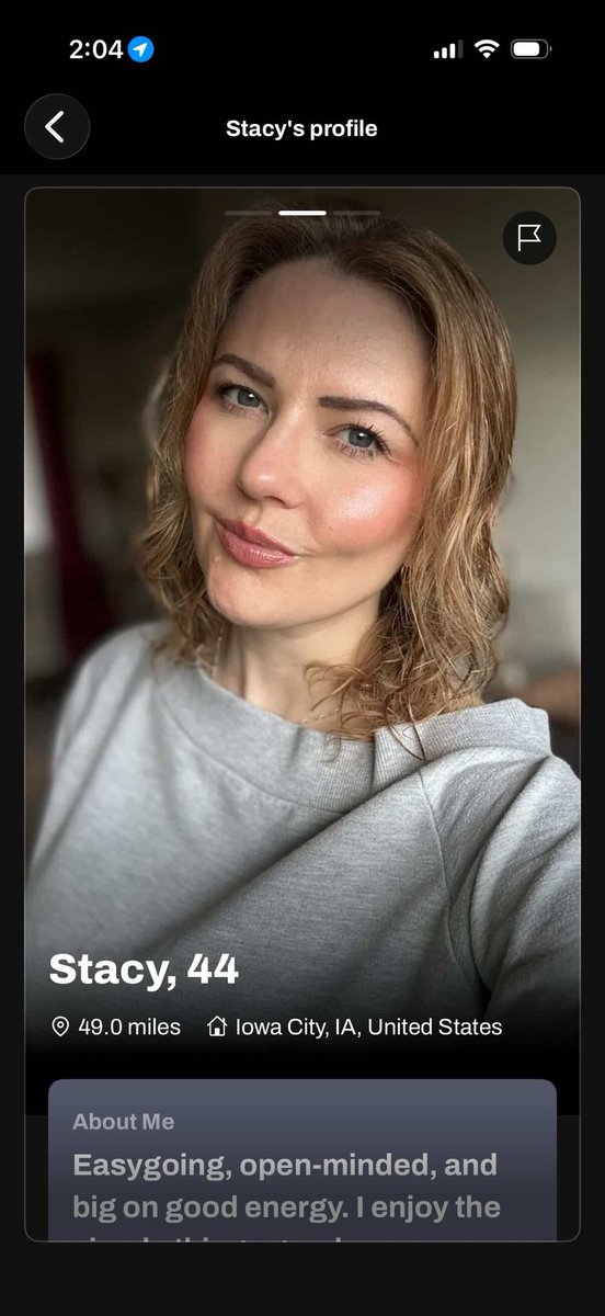 So apparently I’m now Stacy from Iowa City 😬 FFS 

GET YOUR OWN PHOTOS!