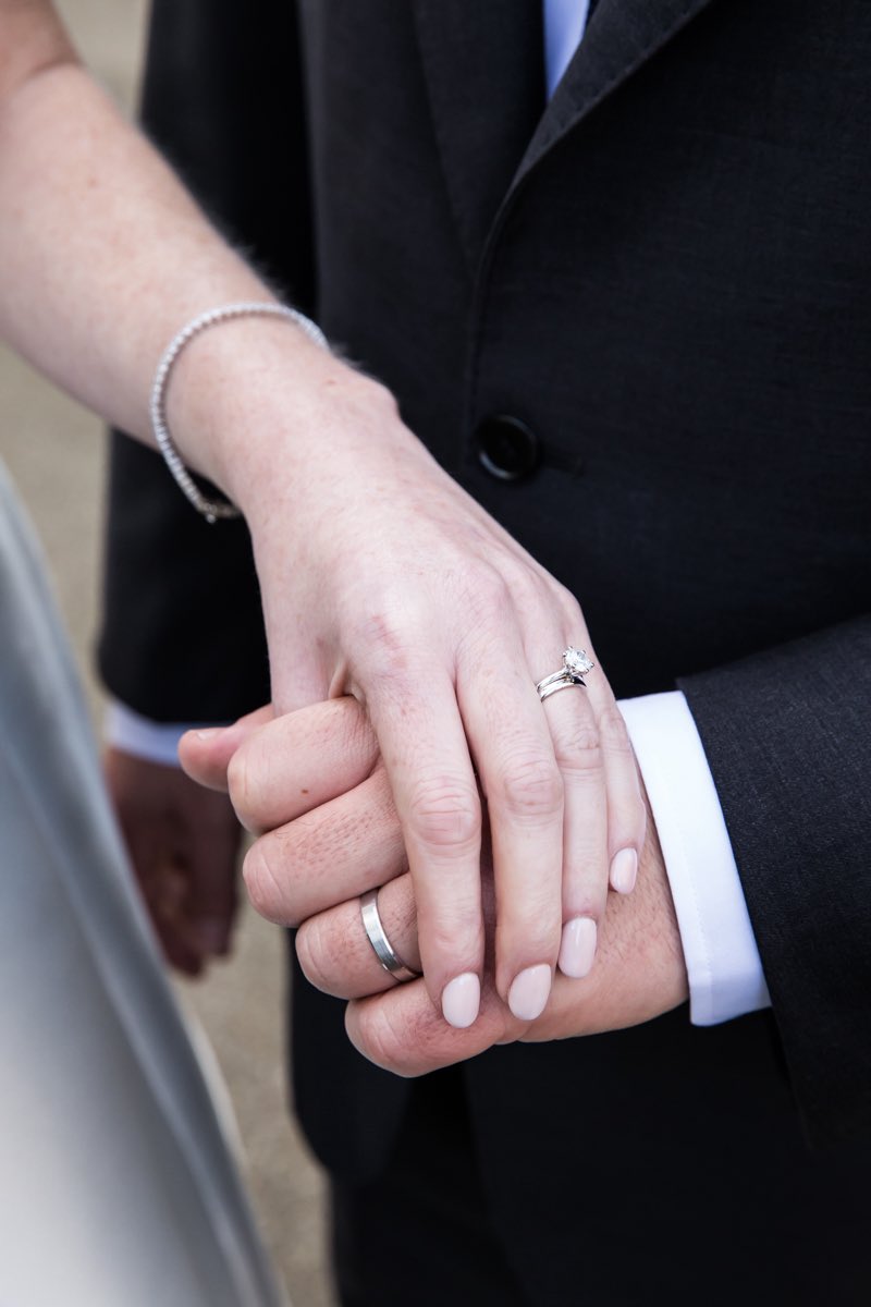 hannahlarkin's tweet image. Holding hands &amp;amp; admiring new rings 
🤍
Jewellery &amp;amp; rings @CosOfLondon1 
🤍
#weddingrings #londonwedding