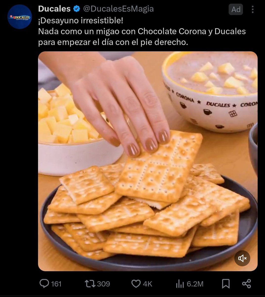 Laura 👑🖤 tweet media