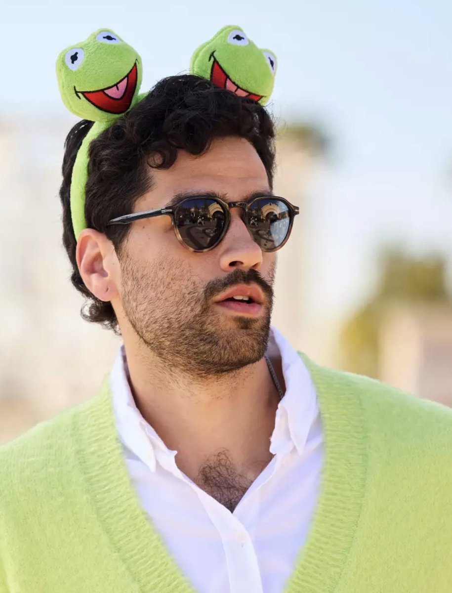 emily ✨ tweet media