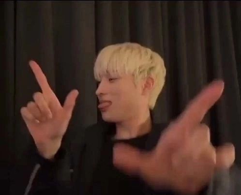 albxgtz's tweet photo. Mis mutis lindas interactuemos un rato y si stanean algún otro grupo, decirme que grupo es y vuestros bias, a ver si coincidimos :) 

+tagssss‼️

#Enhypen_Deserves_Respect
#One_Two_CONNECT_Our_7 https://t.co/m50sJ15RdA