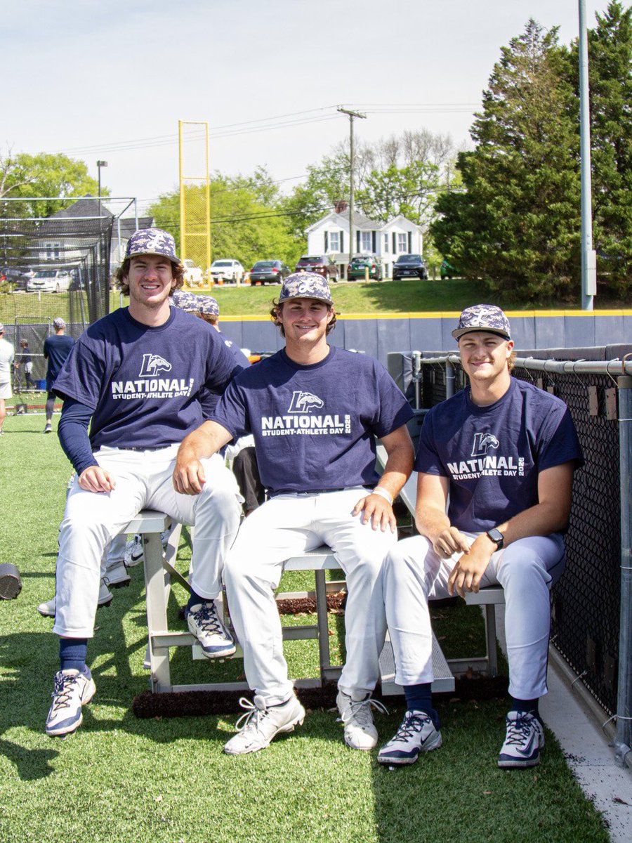 LongwoodBase's tweet image. Our why. 🤍 #NationalStudentAthleteDay 

#BeYou || #AKTIF