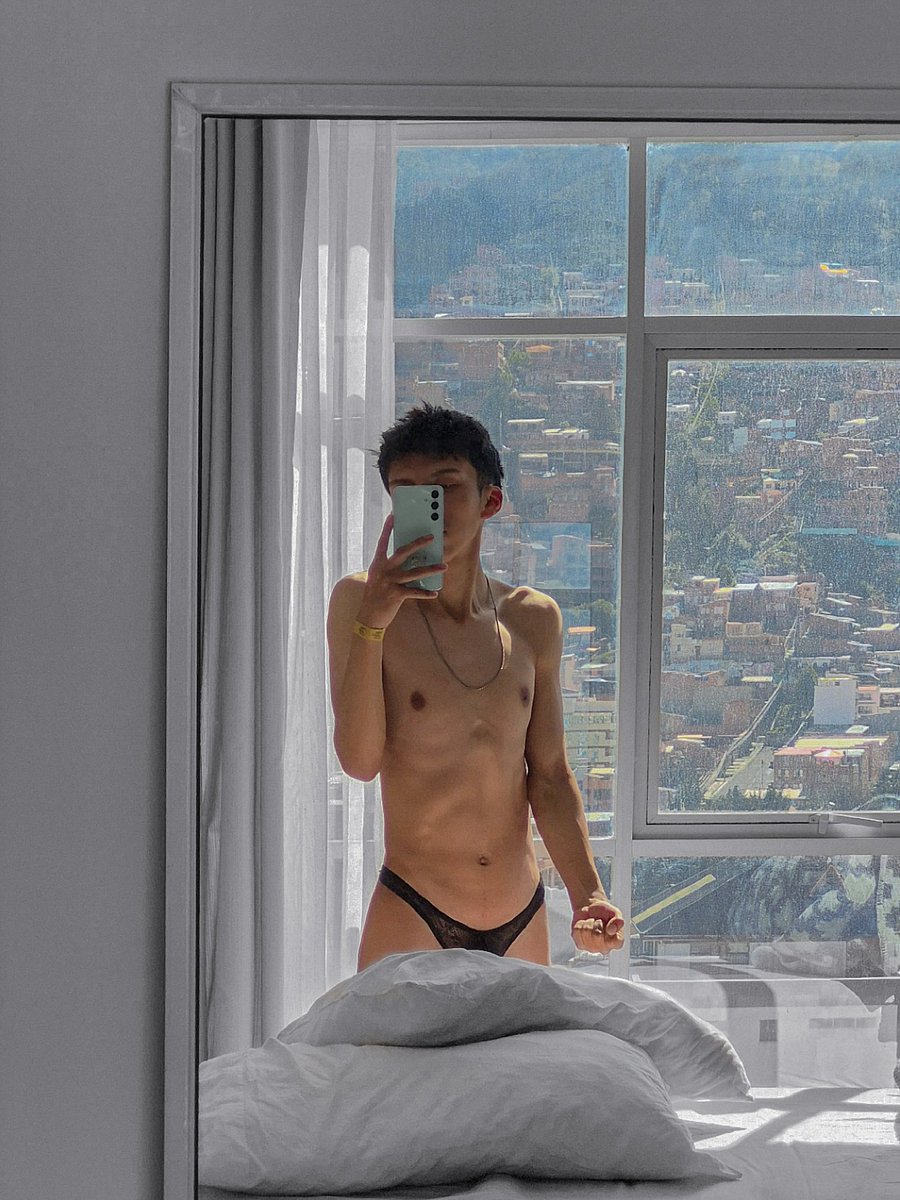 Nelson_Ramos_A's tweet photo. #gay #twink

Que vamo a hacer hoy? ❤️‍🔥 https://t.co/8MRD6Adawd