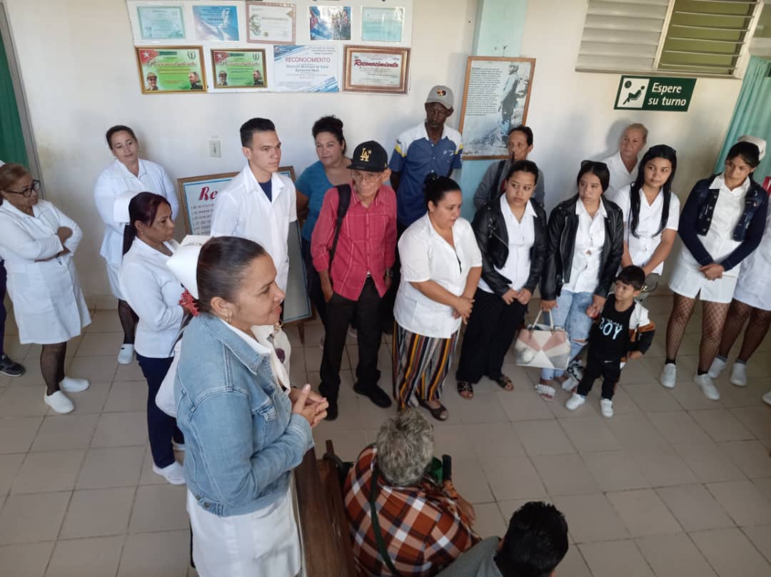 PamiMaso's tweet photo. ✨Muchas Felicidades 🎊 para todos los trabajadores del #MINSAP de nuestra #CubaÚnica en este día #DíaMundialDeLaSalud🥼🇨🇺🤍
✨"Juntos por la Ciencia"🧑‍🔬🧬🧫🧪🧑‍⚕️

#SaludBMasó #CubaPorLaVida
#CubaEsRevolución
#MunicipioBartoloméMasó #GranmaConmigoCuenta https://t.co/RYuCLz1tKd