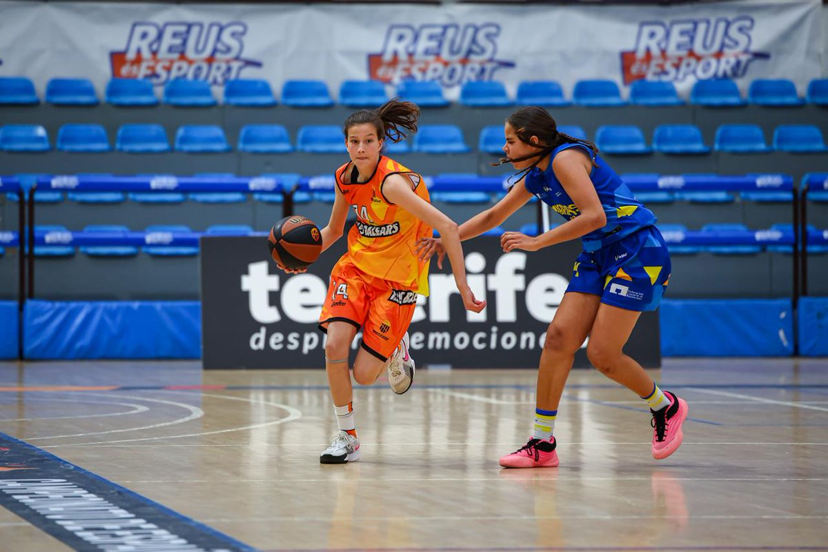 alcazar_cd's tweet photo. Laia i Aleix brillen al Planeta Mini 2026 🇪🇸🏆 amb la Selecció Balear Mini Femenina, aconseguint un gran 7è lloc 💪🏼🔝
Orgull màxim de club! Aquest resultat és fruit de l’esforç, el treball i la passió pel bàsquet 🫵🏻❤️🔥
Seguim creixent i gaudint! 🏀✨
#CDAlc #Basquet #Menorca https://t.co/oH3q99QV4a