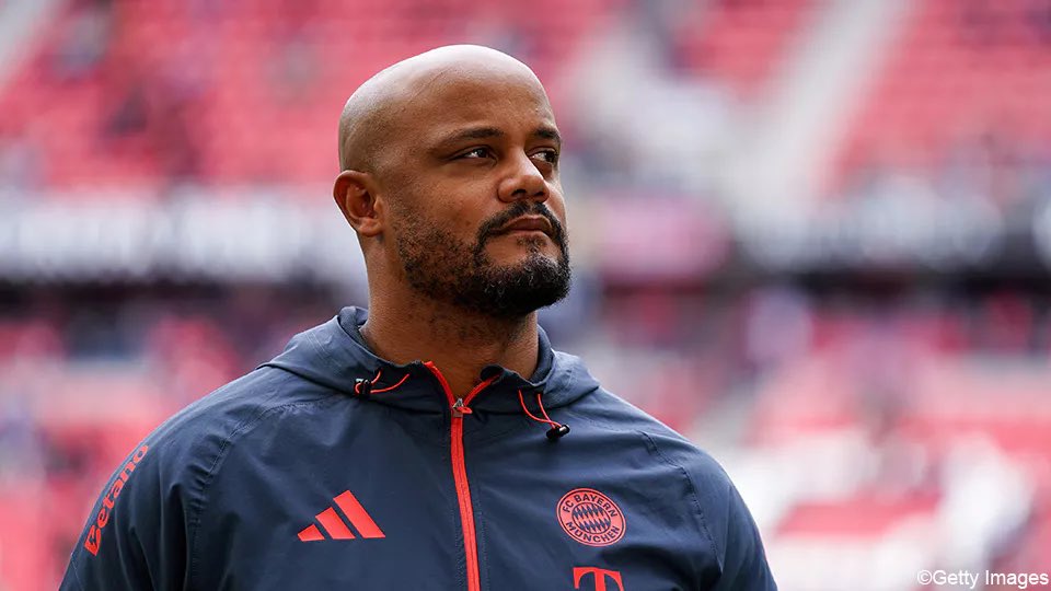 rscaupdate's tweet photo. Vincent Kompany is een topcoach !
#rsca #bayren https://t.co/qhny7TUsJ3