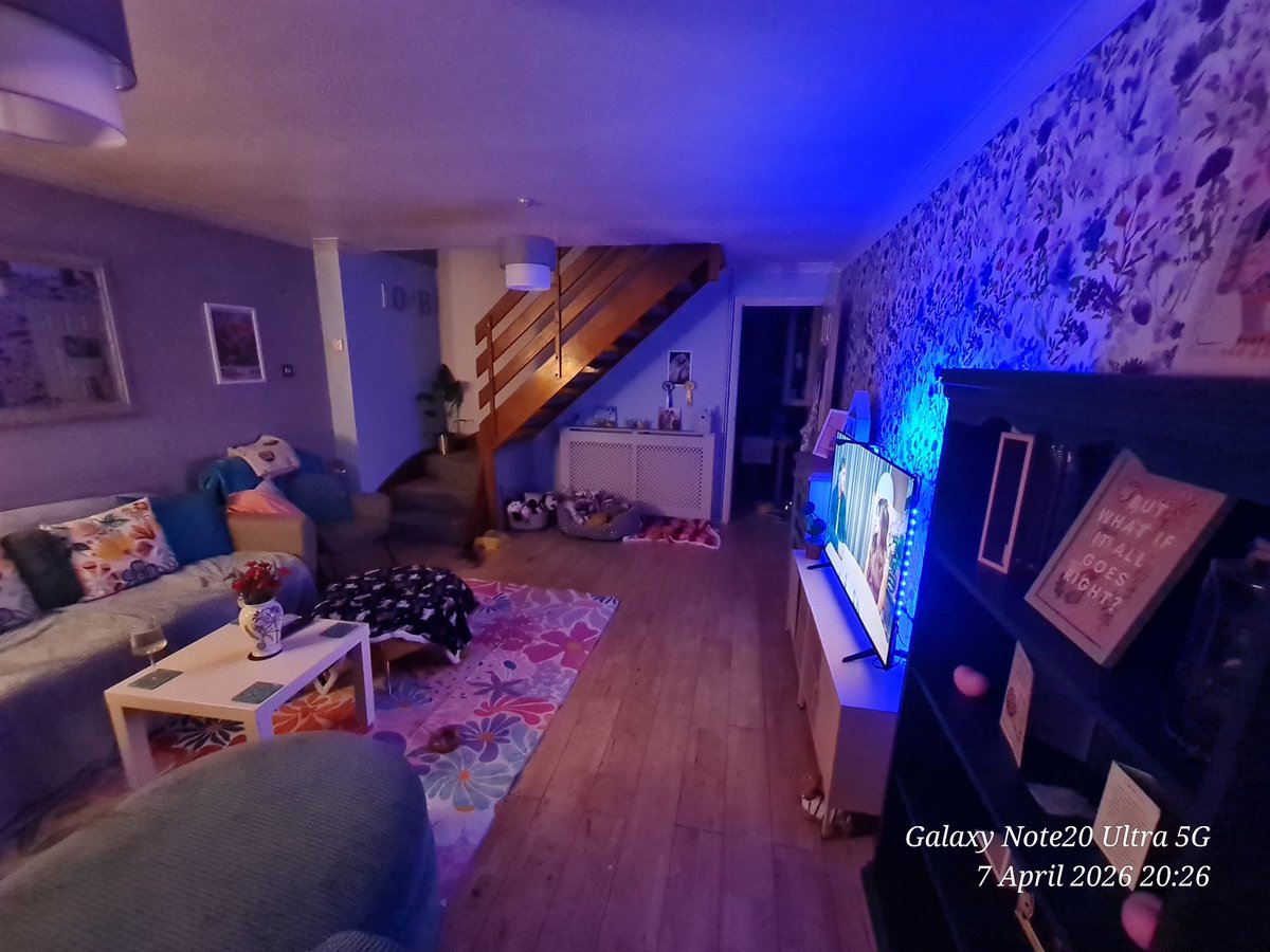 EmmaJane tweet media