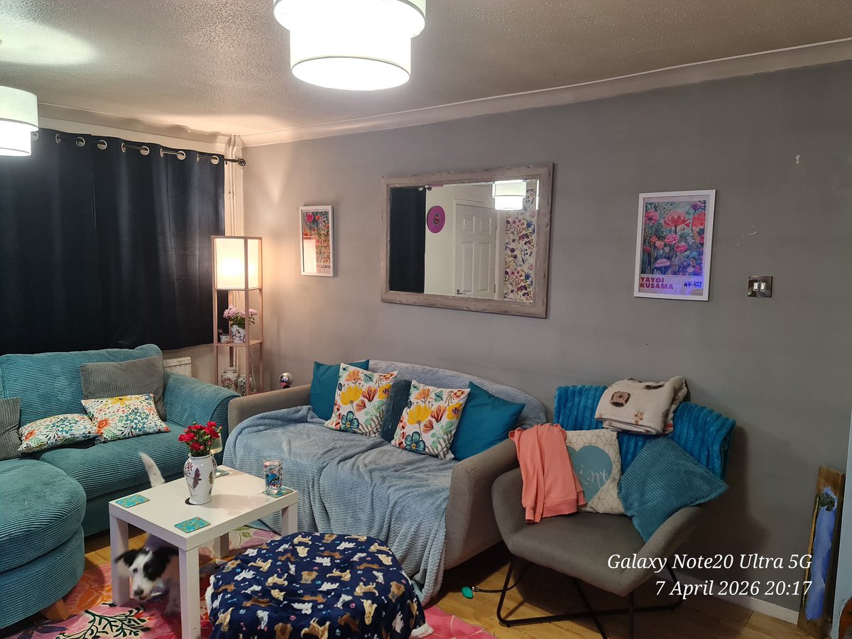 EmmaJane tweet media