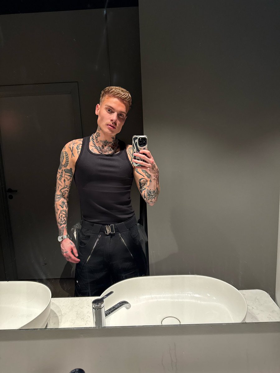 Daniel guldberg tweet media