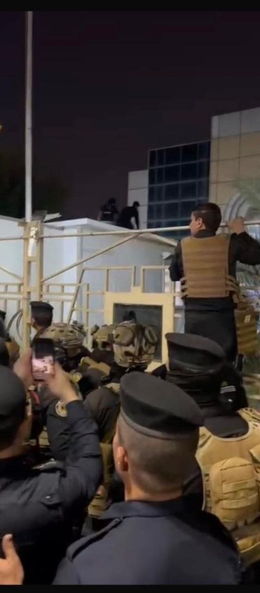 رؤى لدراسات الحرب tweet media