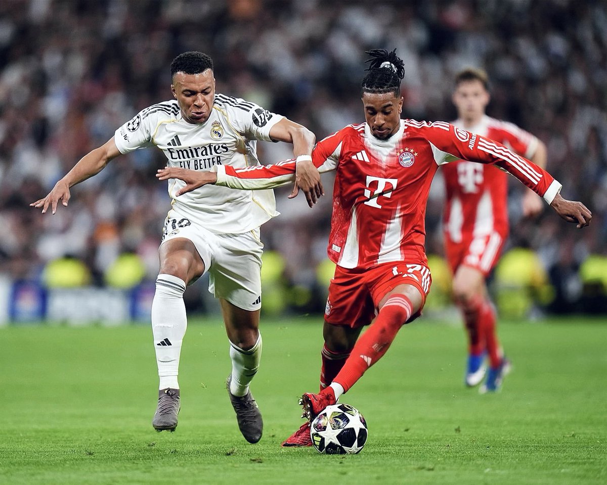 kyks_98's tweet image. Kylian Mbappé x Michael Olise 📸⚔️