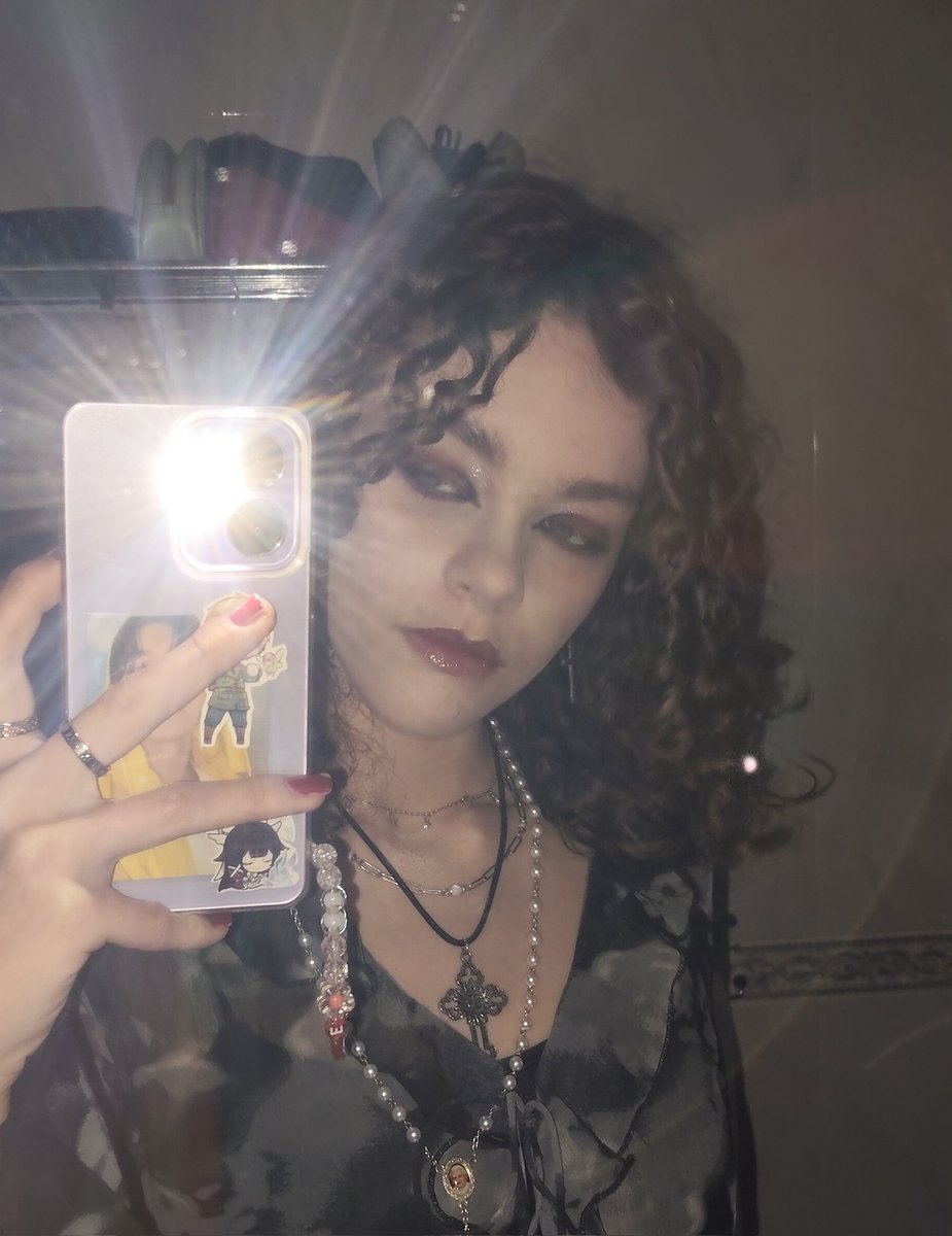 ☆ | 🍬🍯 tweet media