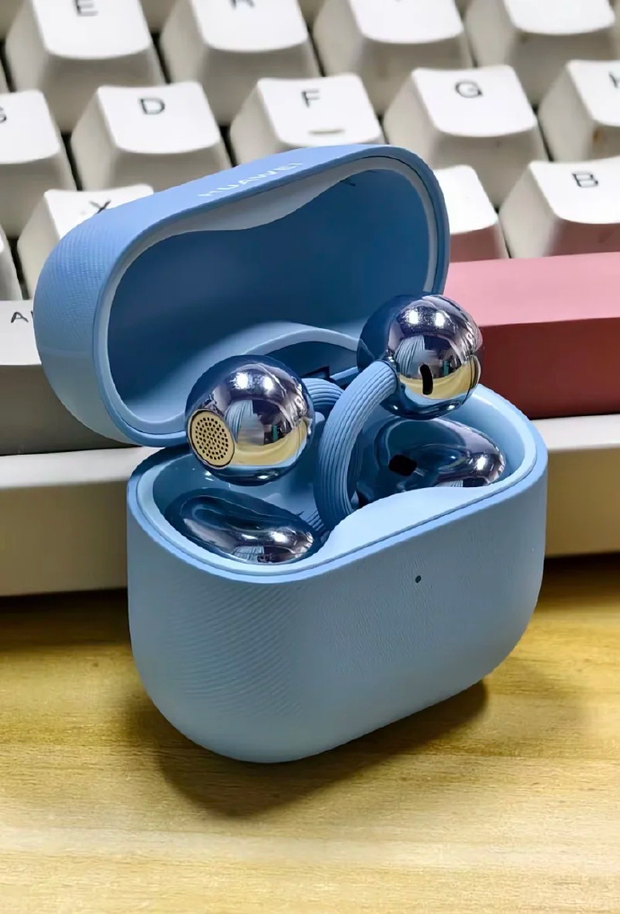 Milan Pelletier tweet media