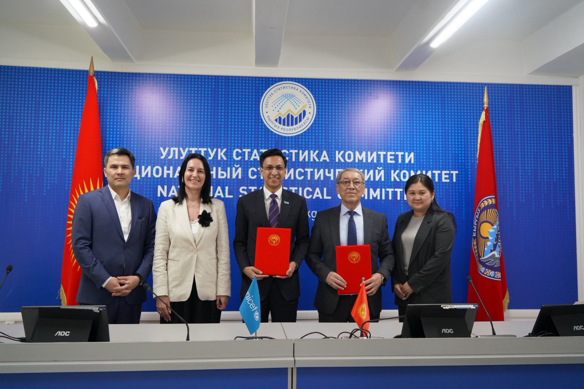 unicefkg's tweet image. Today, @unicefkg  Representative @SammanJThapa &amp;amp; Mr. Baktybek Kudaibergenov, Chairman of the National Statistical Committee (NSC) of 🇰🇬, signed a Two-Year Work Plan for 2026–2027, further strengthening #collaboration to advance #data-driven policies for #children.