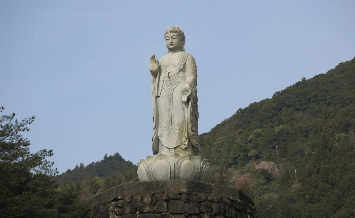 dyreschlock's tweet photo. Visiting Myohozan Amida Temple 阿彌陀寺 on the ocean mountains of south Wakayama prefecture.

More photos:
https://t.co/3anKFJumq9 

#Photo #Photography #Japan #Travel https://t.co/zef5Hml9yD