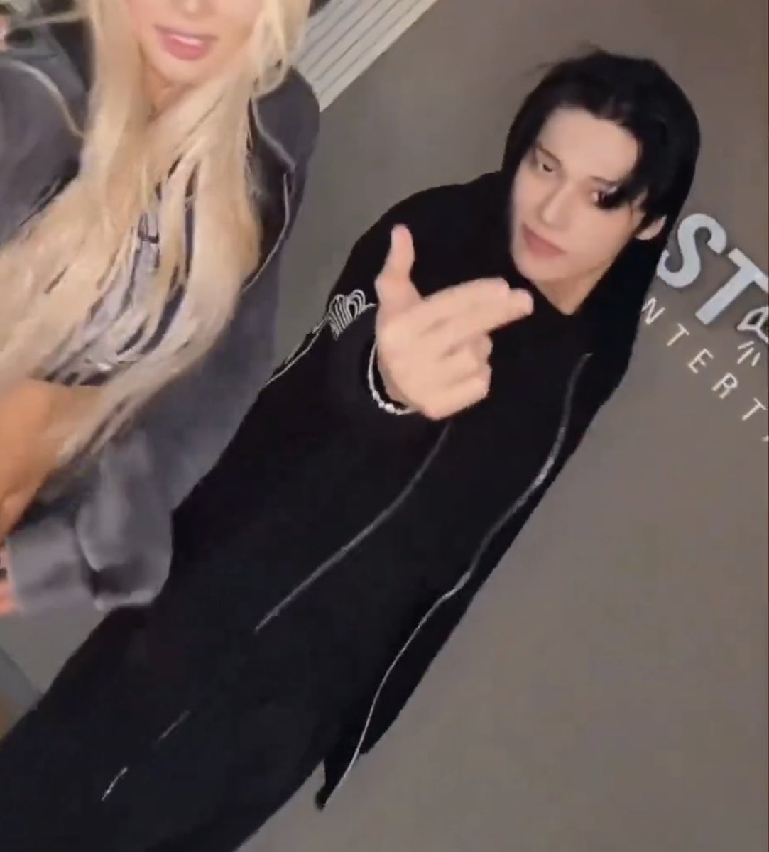 hung wooyoung addict tweet media