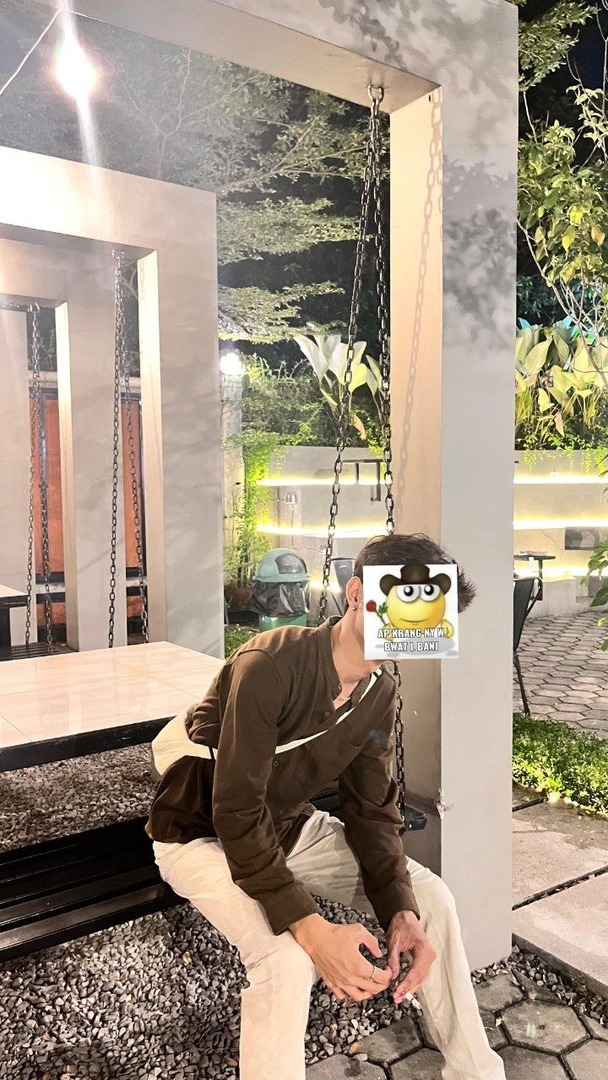 BUKAN BASE RATED tweet media