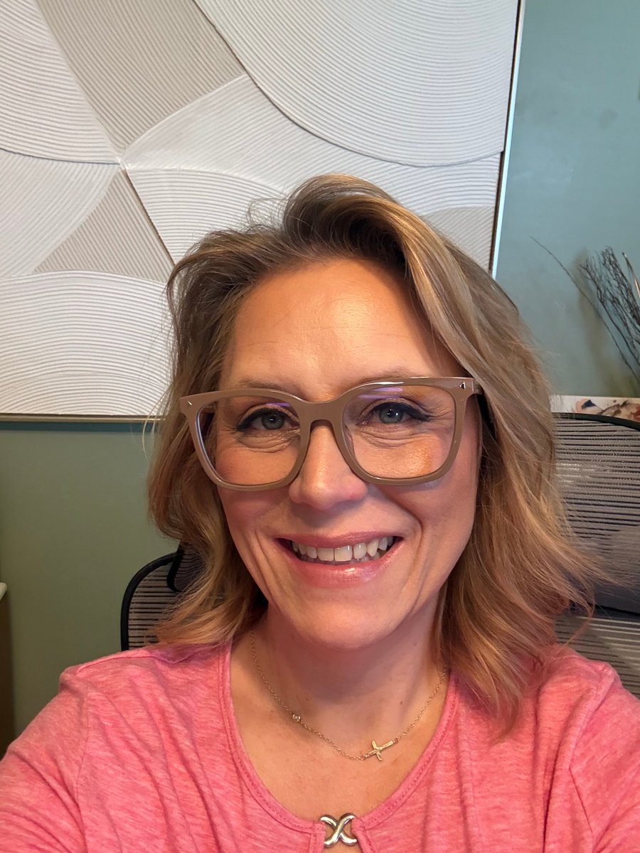 IRL with Nik tweet media