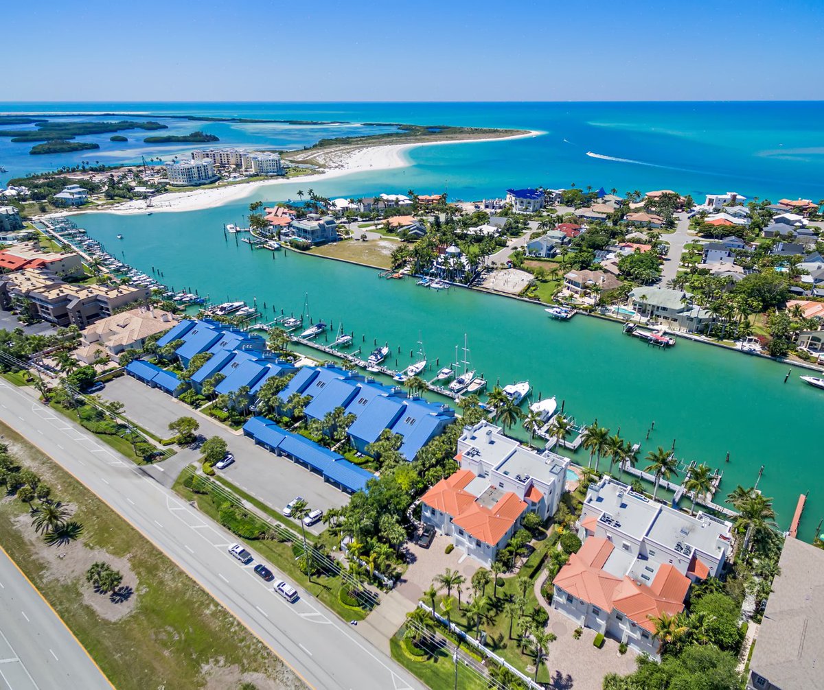 theCPMteam's tweet photo. #Tierra Verde, FL: One island. One bridge. Deep water   10 minutes to downtown St. Pete. 35 to Tampa. Comparable waterfront in Naples trades at 2x the price. The people who bought here 5 years ago are very happy right now. https://t.co/rdpcKWCjRi