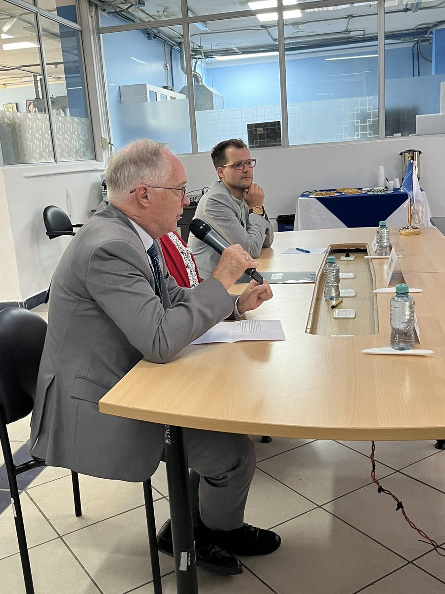 NormalizaciónEcuador tweet media