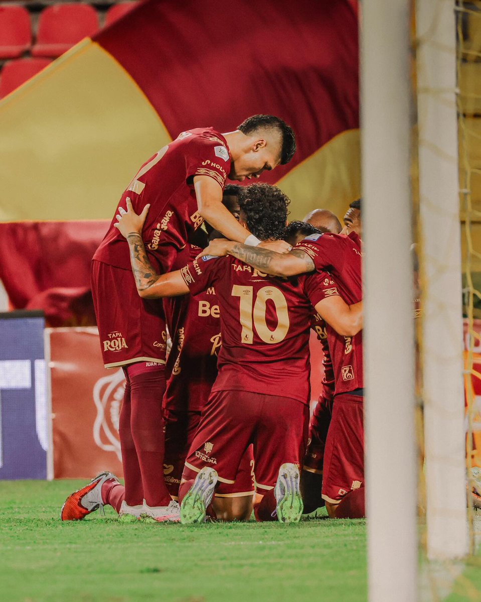 Llego el día !
Con nuestra gente, y en nuestra casa.
Todos juntos⚽️

Un nuevo camino una nueva ilusión ❤️💛