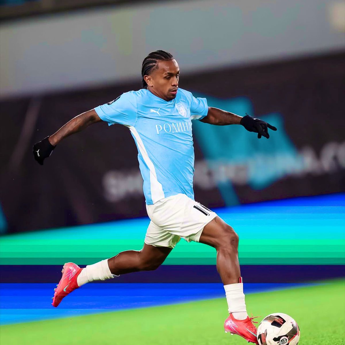 Peruvian 🇵🇪 goal scorers in Europe 25/26:

- Adrian Ugarriza 13⚽️ (Ligat ha’Al 🇮🇱)
- Bassco Soyer 10⚽️ (Liga Reveleção 🇵🇹)*
- Renato Espinoza 8⚽️ (Superliga 🇷🇴)
- Yordy Reyna 6⚽️ (First League 🇷🇺)
- Gianluca Lapadula 3⚽️ (Serie B 🇮🇹)
- Oliver Sonne 2⚽️ (1. Liga 🇨🇿)

*youth league