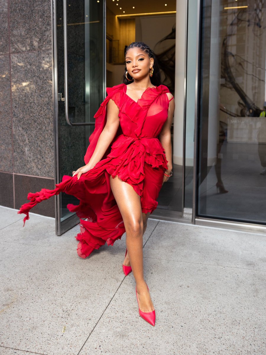 Pop Crave tweet media