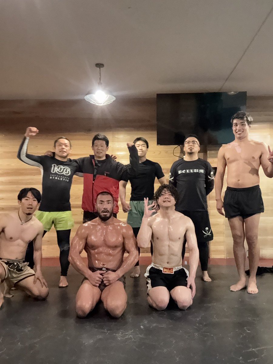kaitentai3969's tweet photo. "傷つけられたら牙を向け
自分を無くさぬ為に"
#tgfc
#mobstyles
#MOBSTYLES https://t.co/rx3Lm6lDYy