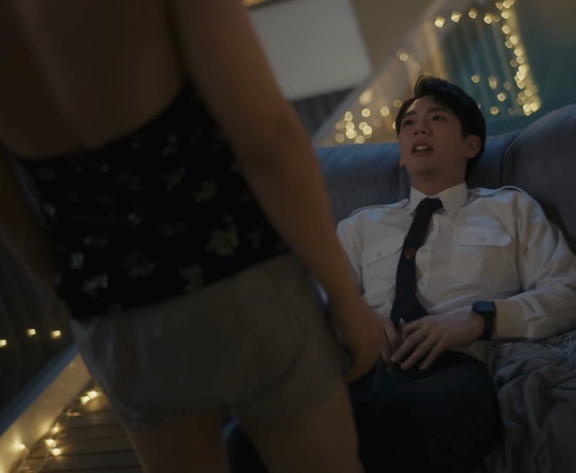 น้องอัพได้กินหมูกรอบยังจ๊ะ tweet media