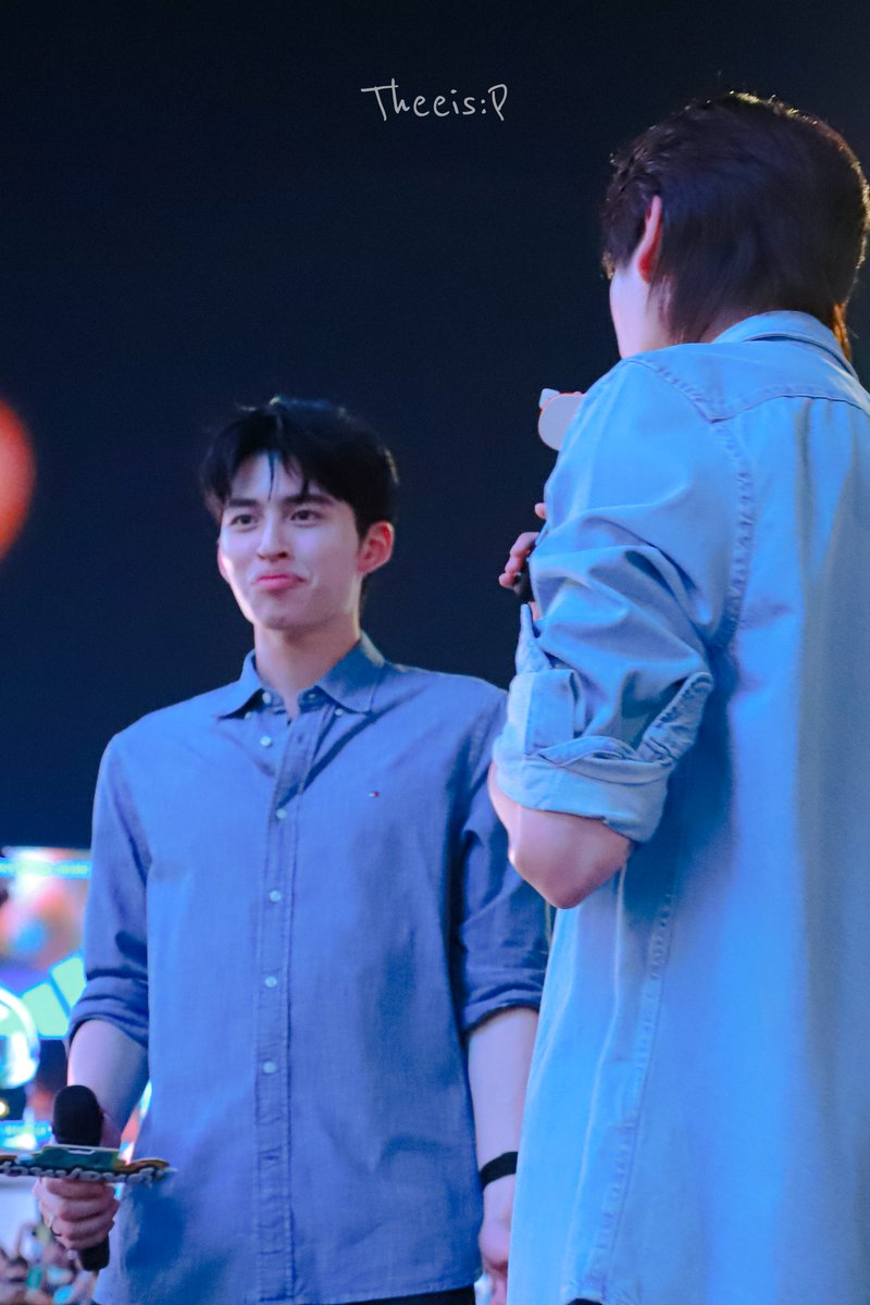 Theeis:P🖥🍑 tweet media