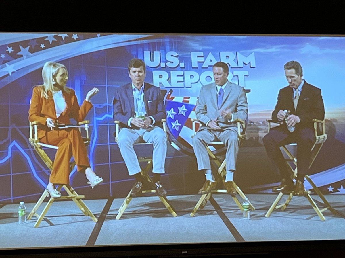 Lloyd Arthur tweet media