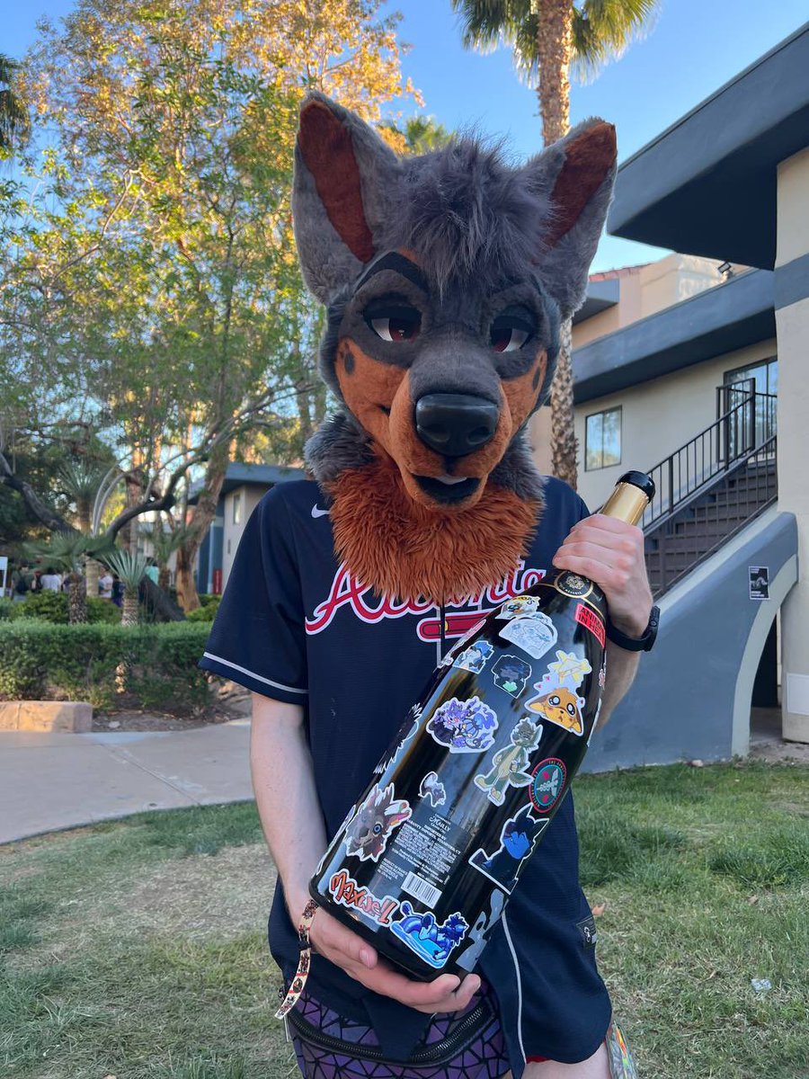 Reno 🏂 @ LVFC tweet media