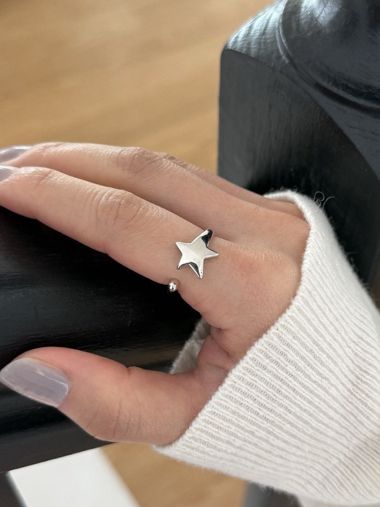 & us ⊹ พรีเกาหลี tweet media