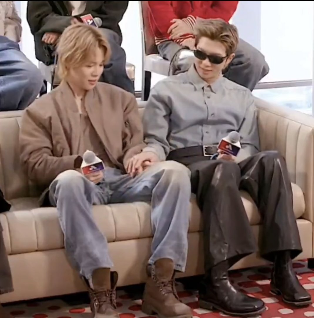 MinimoniFriend tweet media